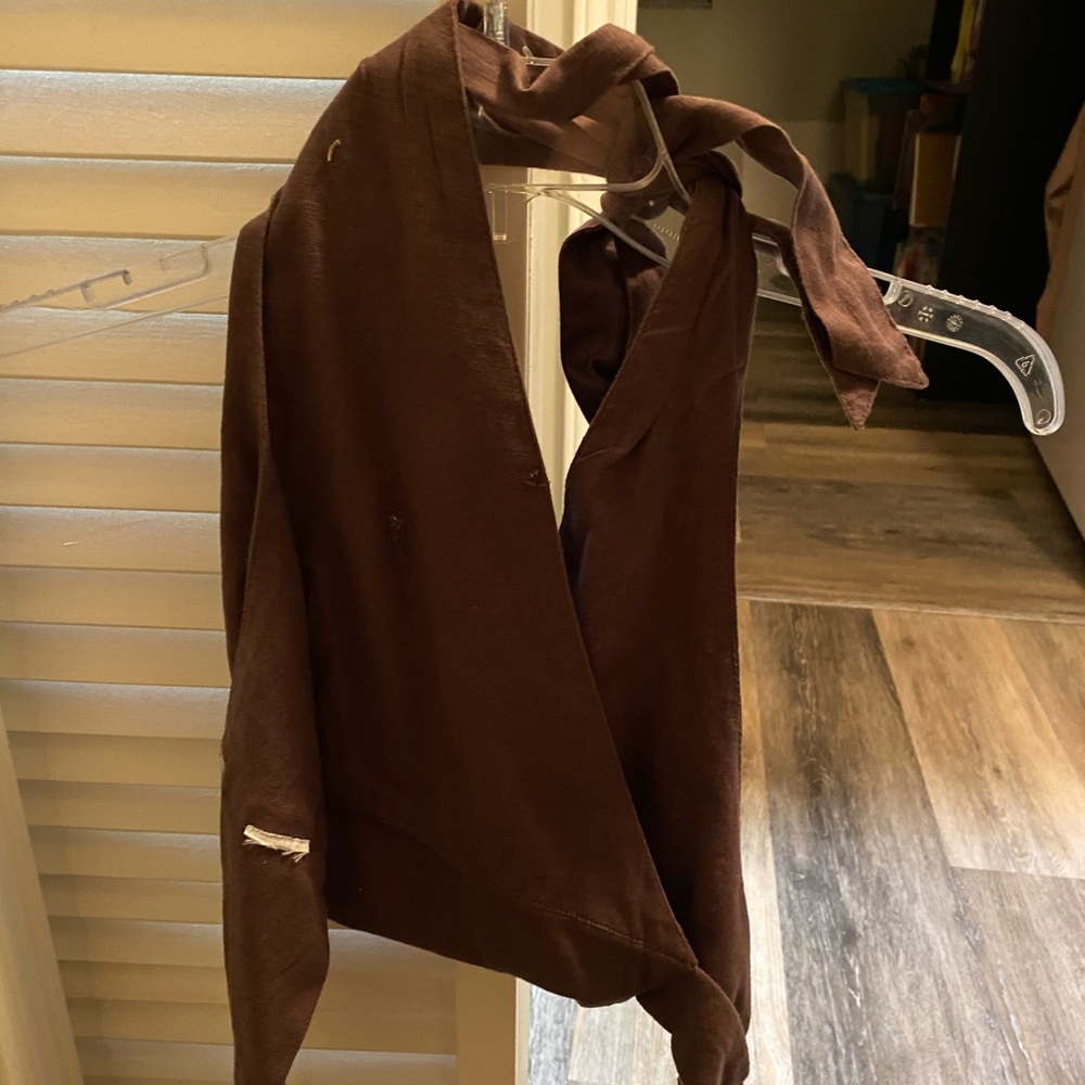 American Eagle crop wrap around top